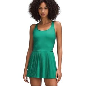 NWT Lululemon size 4 scoop neck tennis dress in cascadia green!